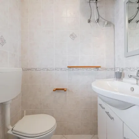 Vanda By Interhome Apartment *